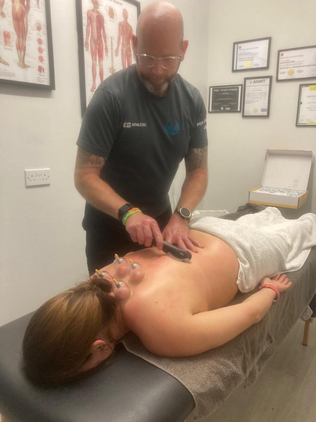 Treatment in the injury clinic